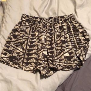 High waisted - elastic band shorts